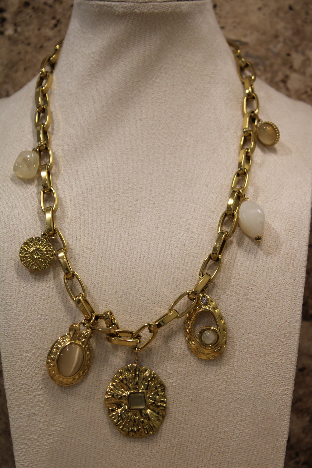 Collier Eclipse à breloques