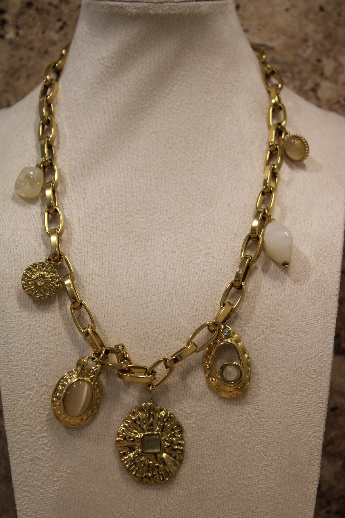 Collier Eclipse à breloques